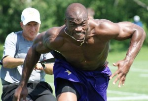 Adrian Peterson rehabbing Minnesota Vikings Facebook